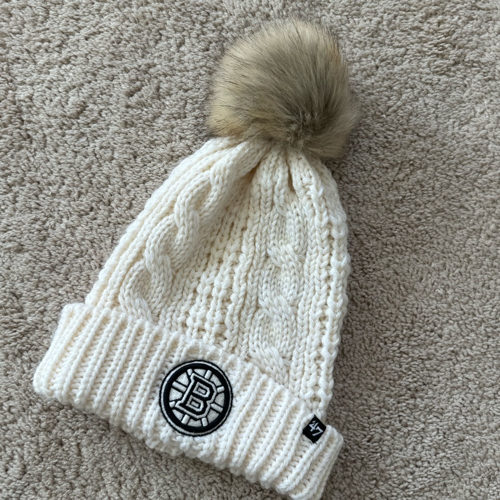 BOSTON BRUINS MEEKO '47 CUFF KNIT WOMENS